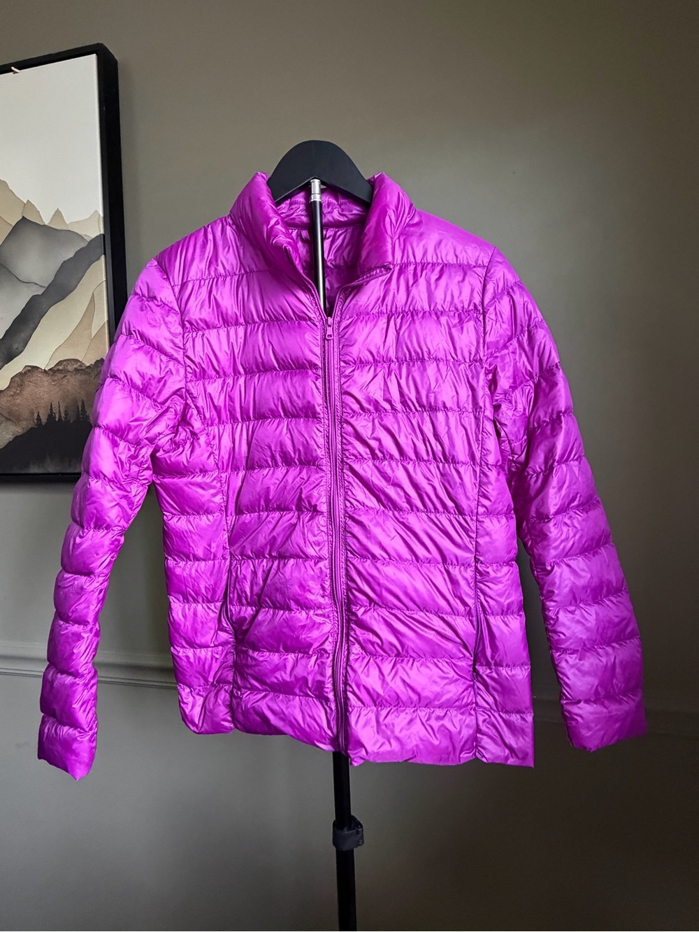 Lightweight Packable Puffer Jacket in Bright Magenta